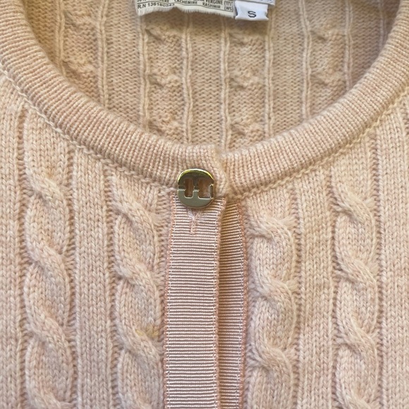 Salvatore Ferragamo V-Neck Cardigan Sweater Long Sleeve 70%Wool 30%cashmere - Picture 9 of 14